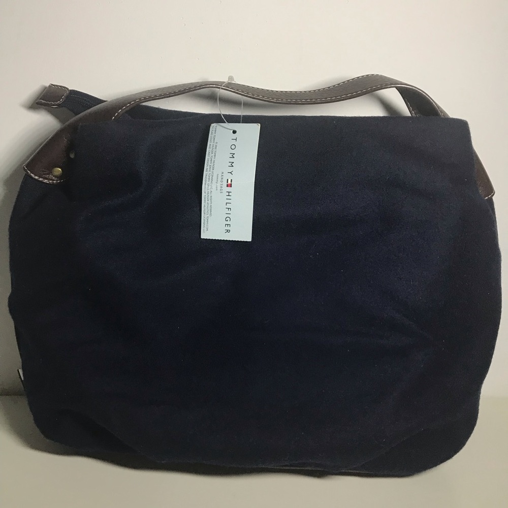 Tommy Hilfiger Argyle Navy Hobo Purse Bag NWT - Picture 6 of 7